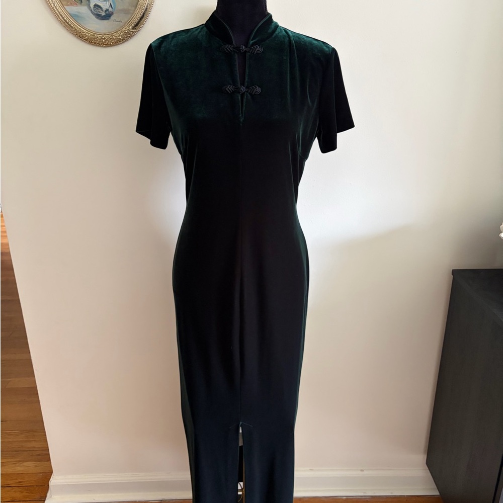 Robbie Bee Dark Green 90s Velvet Cheongsam - Picture 2 of 7